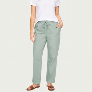 GAP Light Green Straight Leg Easy Pant From Gap. BNWOT.